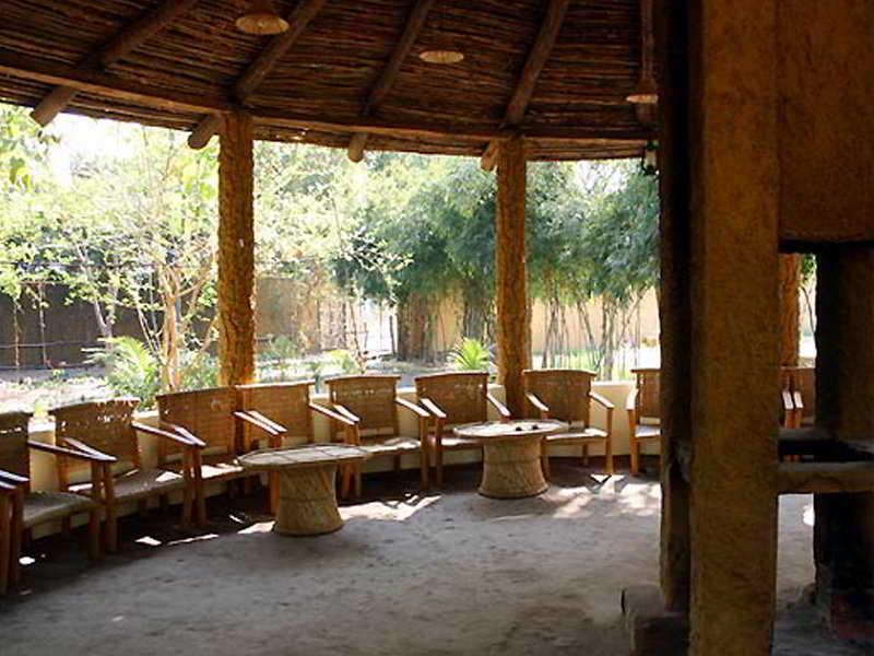 Tiger'S Den Resort Bandhavgarh National Park Exterior foto