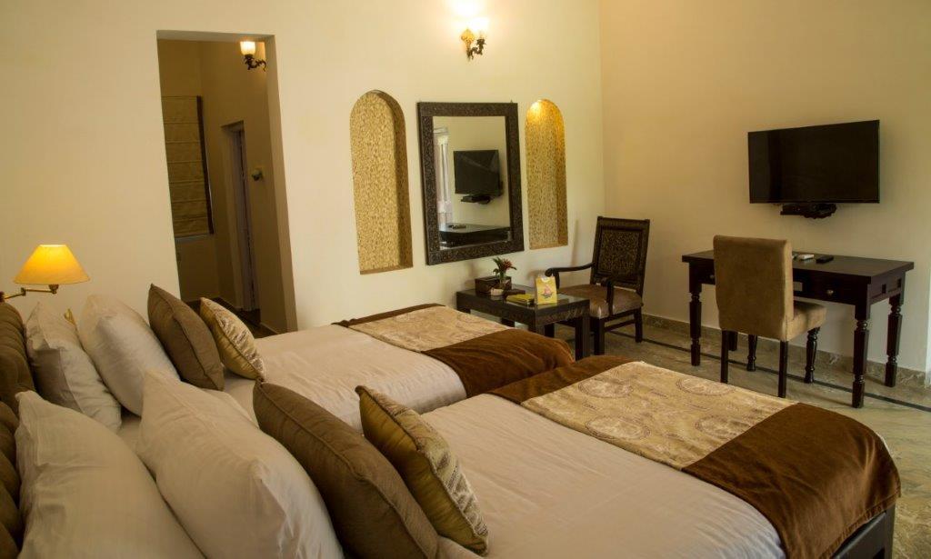 Tiger'S Den Resort Bandhavgarh National Park Exterior foto